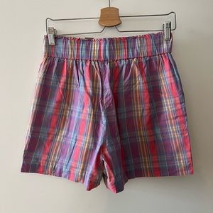 Brand new short in sunset plaid small coral with tags